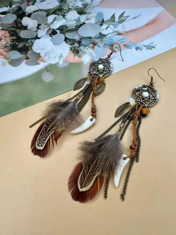 Hafif Lüks, Üst Düzey Küpeler, Trend Küpeler, Retro Mizaçlı Küpeler