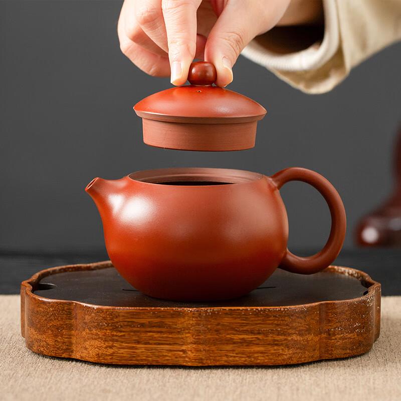 Tao Ding Xuan Zisha Tea Set with 1 Pot and 4 Cups