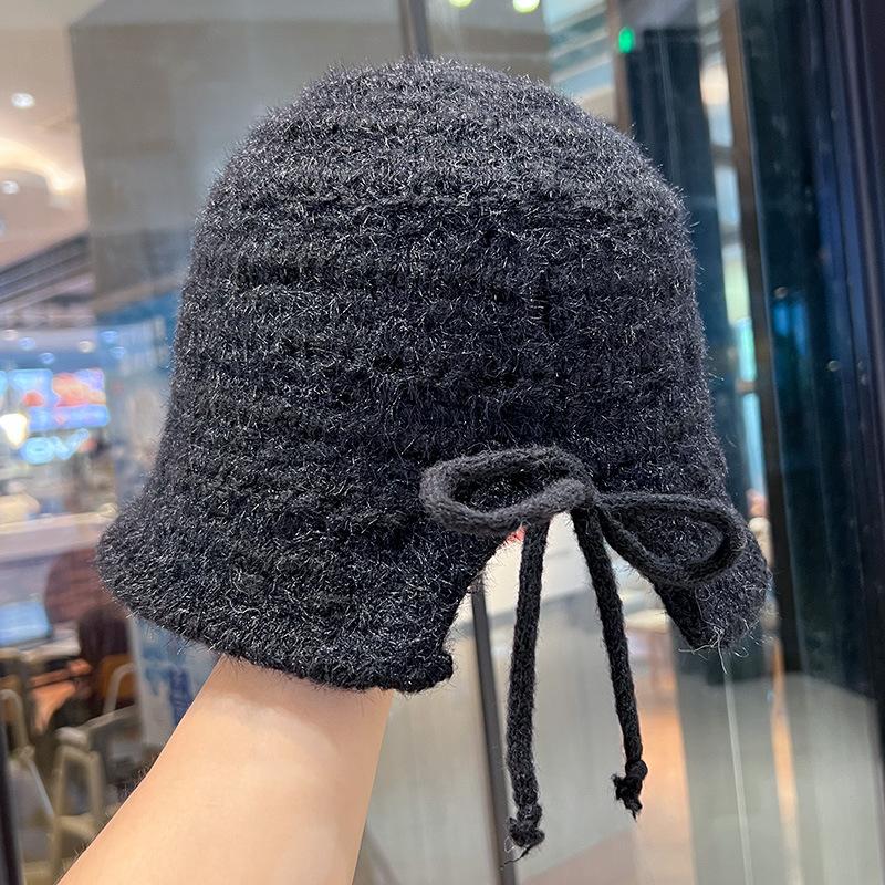 

Шапка-ведро вязаная ажурная с разрезом сзади для показа лица, маленькая, осенне-зимняя, милая женская, теплая, с защитой ушей, трендовая M（56-58cm）