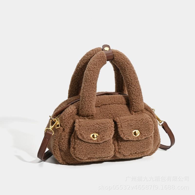 

Fur Bag Women s Multi-pocket Armpit Simple Shoulder Casual Cross-body Pure Color Handle коричневый