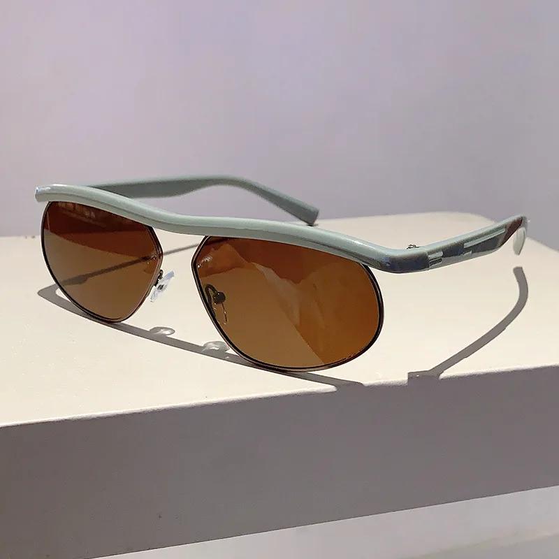 

Fashion Vintage Heterotypic Sunglasses Women For Men Luxury Brand Designer Sun Glasses Punk Popular Outdoor Driving Eyeglasses