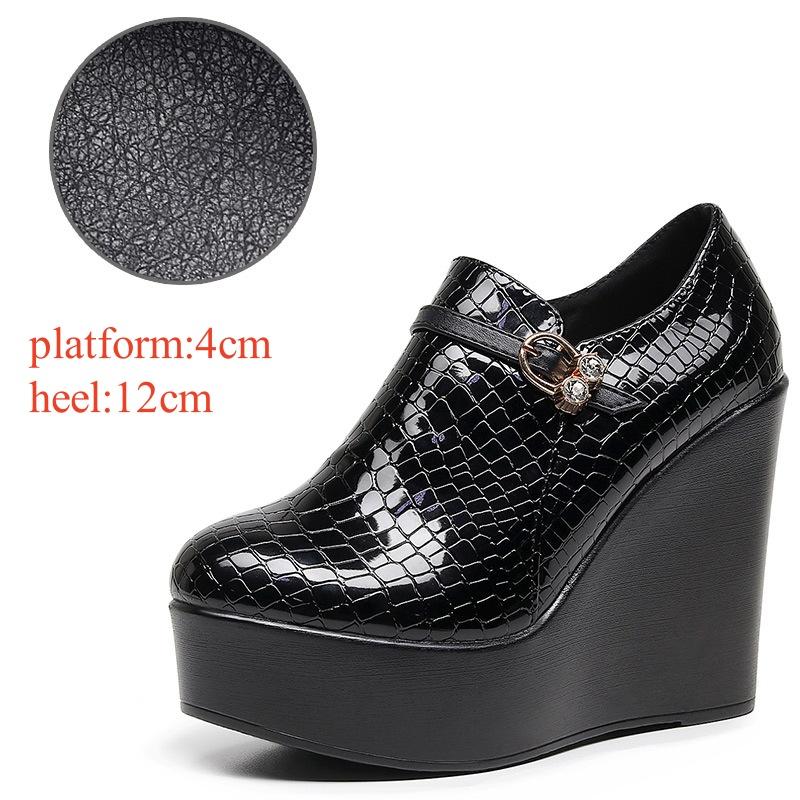 

12 см Маленький размер 33-43 Винтажные туфли из лакированной кожи с глубоким вырезом и мехом Женские туфли-лодочки 2025 Весна Высокий каблук Платформа Клинья Обувь 33