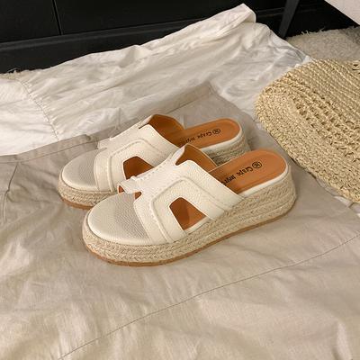 Grape Mother Has the Same Style, with an Inner Height Increase of 6cm~ Retro One-word Thick-soled Slope Heel H Cool Slippers Women's Summer Leathe