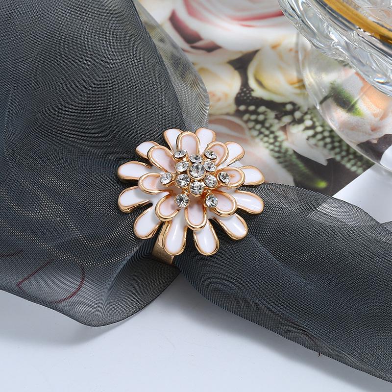 European & American Fashion OL Diamond Inlaid Flower Ring - Nightclub Internet Celebrity Jewelry X042