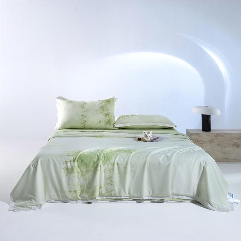 

Tie-Dye Summer Quilt 4-Piece Set