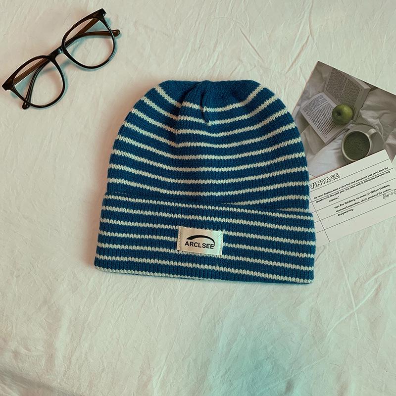 Luochi Korean Style Striped Knit Hat - Slimming & Versatile for Autumn/Winter