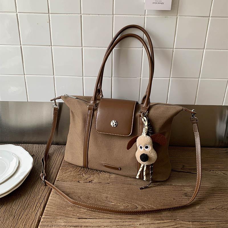 Canvas bag women's large capacity 2025 new autumn and winter versatile simple shoulder messenger bag college student class tote bag