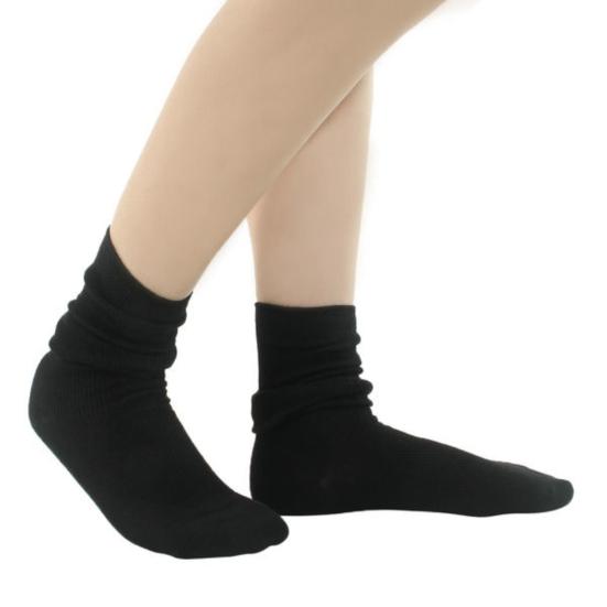 

Модные женские ботинки Тонкие носки Свободные Однотонные Уличные Хлопковые Вязаные Носки чёрный