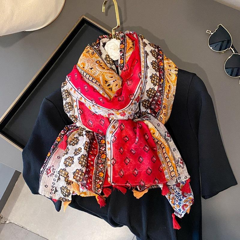 31 Design Fashion Bohemina Paisley Floral Tassel Viscose Shawl Scarf High Quality Wrap Pashmina Stole Bufandas Muslim Hijab