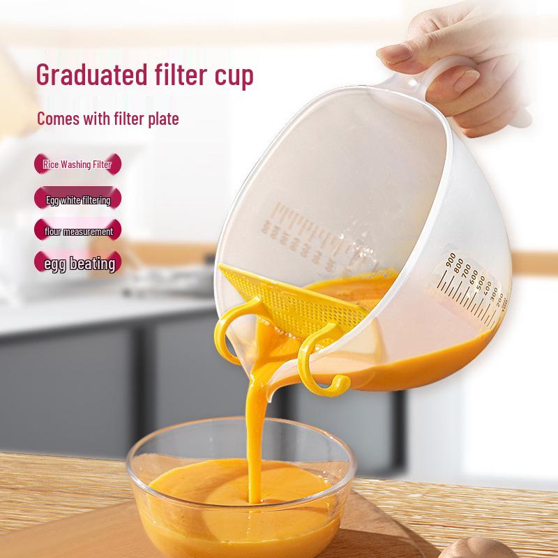 Food-Grade Egg Beating Bowl with Scale & Spout: Heat-Resistant, Filter Screen, Ideal for Baking Egg Mixtures.