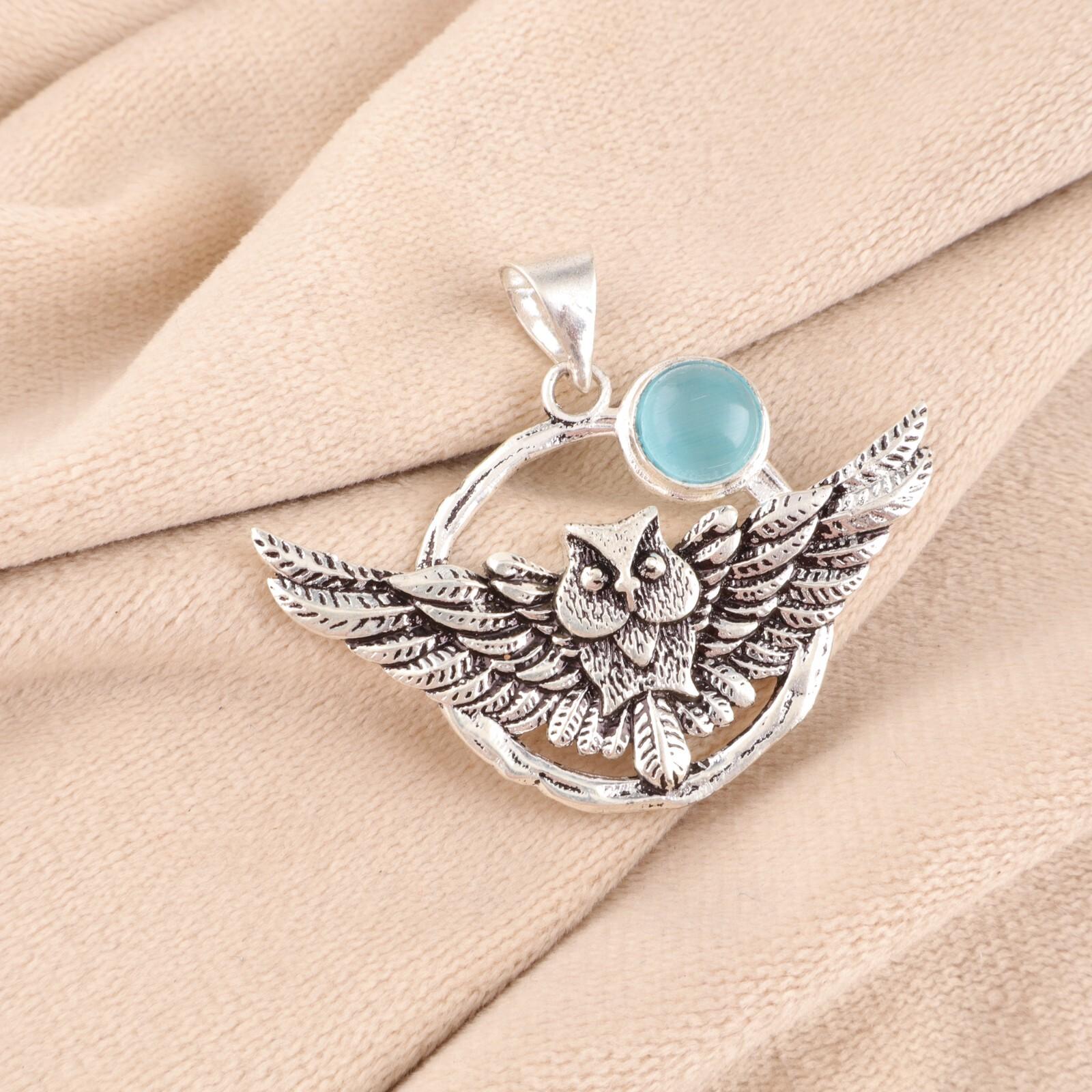 

Blue Cat s Eye Gemstone 925 Sterling Silver Jewelry Handmade Owl Pendant 1.48 CP-17-40