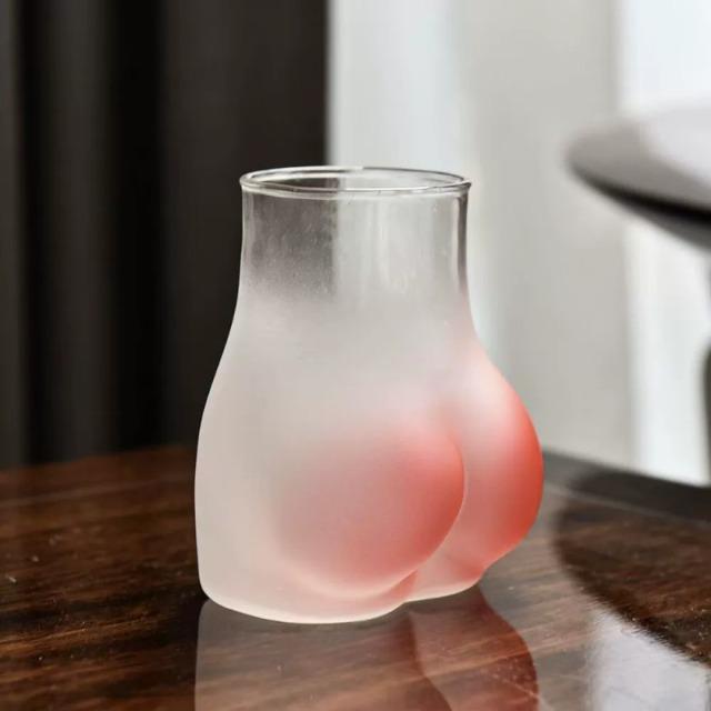 Transparent Borosilicate Glass Butt Shaped Mug Nordic-Inspired Creative Cute Cup For Milk Water Coffee Home Decor Adults Gift