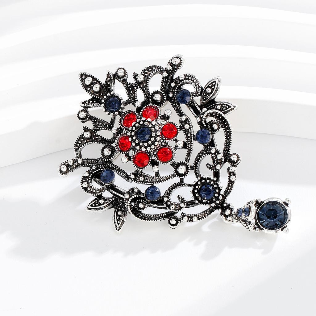 Vintage Crystal Flower Brooches Women Crown Brooch Pin Clothing Accessories Female Jewelry Gifts