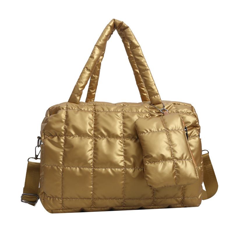 Modern And Chic Womens Single Shoulder Bag With Ample Room For Daily Essentials In Colors Classic