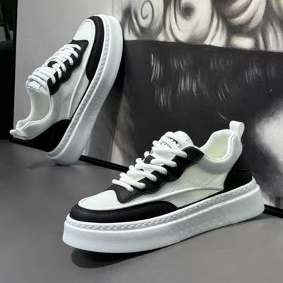 Herrenschuhe Frühjahr 2025 neue atmungsaktive kleine weiße Schuhe Sport- und Freizeitschuhe Herren trendige Markennische rutschfeste und verschleißfeste Brettschuhe