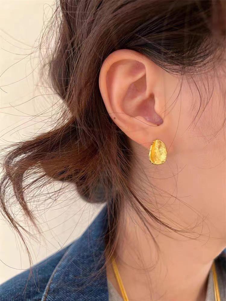 

ABOAB Minimalist Retro Round Stud Earrings - European & American Style, Light Luxury Electroplated Copper.