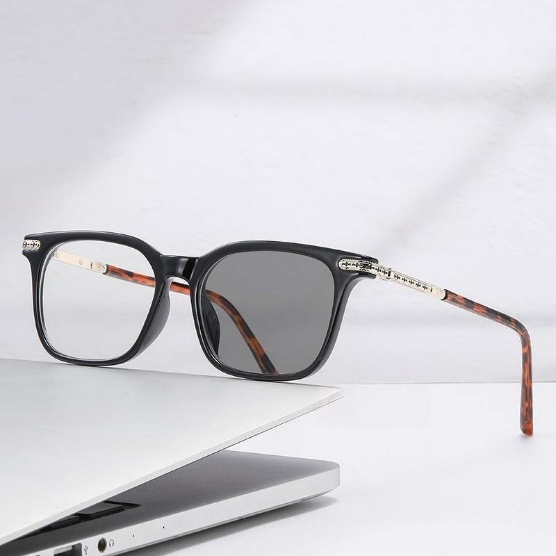 Casual Square-Frame Photochromic Myopia Glasses Comfortable and Durable Anti-Blue Light Eyewear Minus Diopter 0 To -4.0