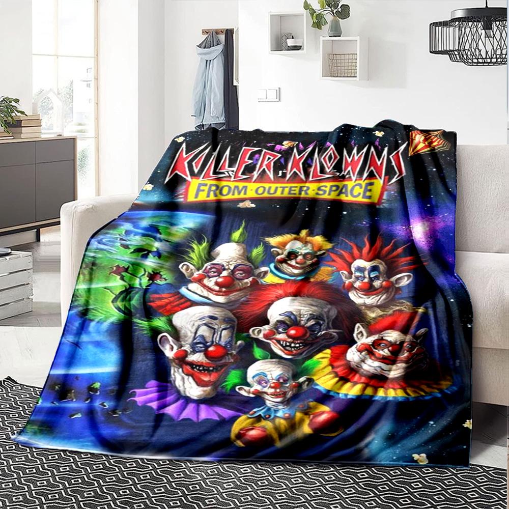 Killer Clown Horror Print Flannel Blanket High Quality Warm Comfortable Cover for All Seasons Perfect for Gifts Home Decor