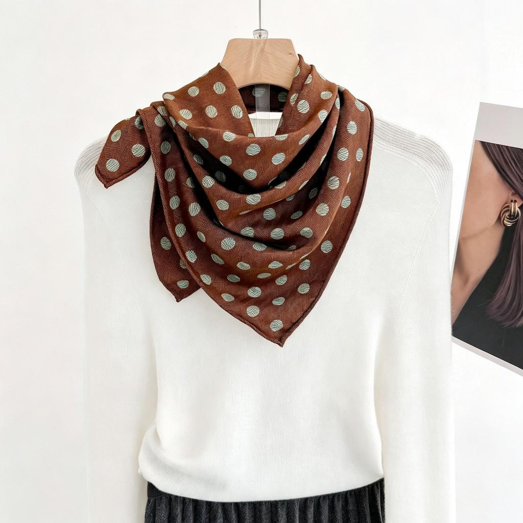 Polka dot silk scarf square scarf silk scarf female old money style autumn and winter neck advanced sense versatile neck protection shawl