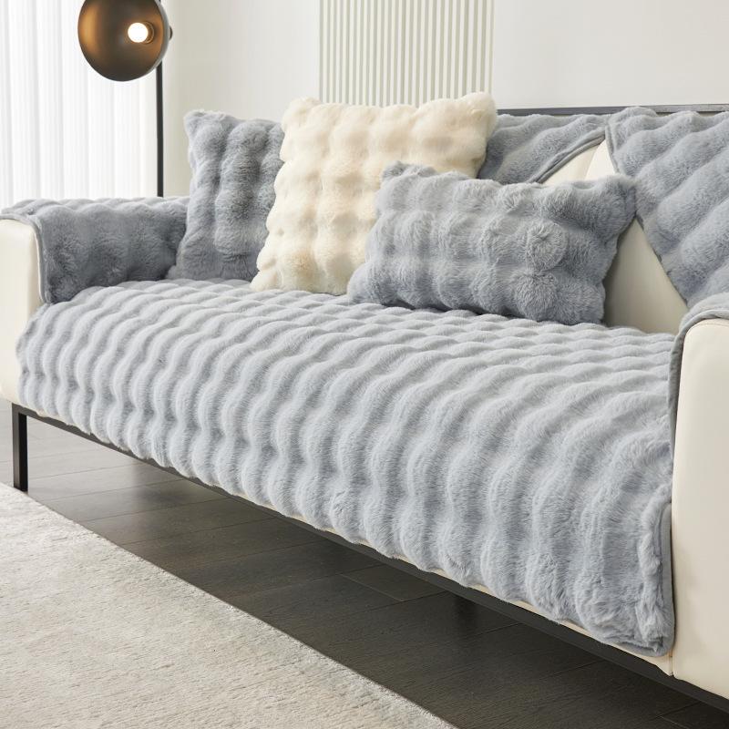 

Autumn and winter sofa cushion thickened plush cream wind sofa seat cushion sofa towel plush special-shaped sofa cover autumn and winter 70*70cm