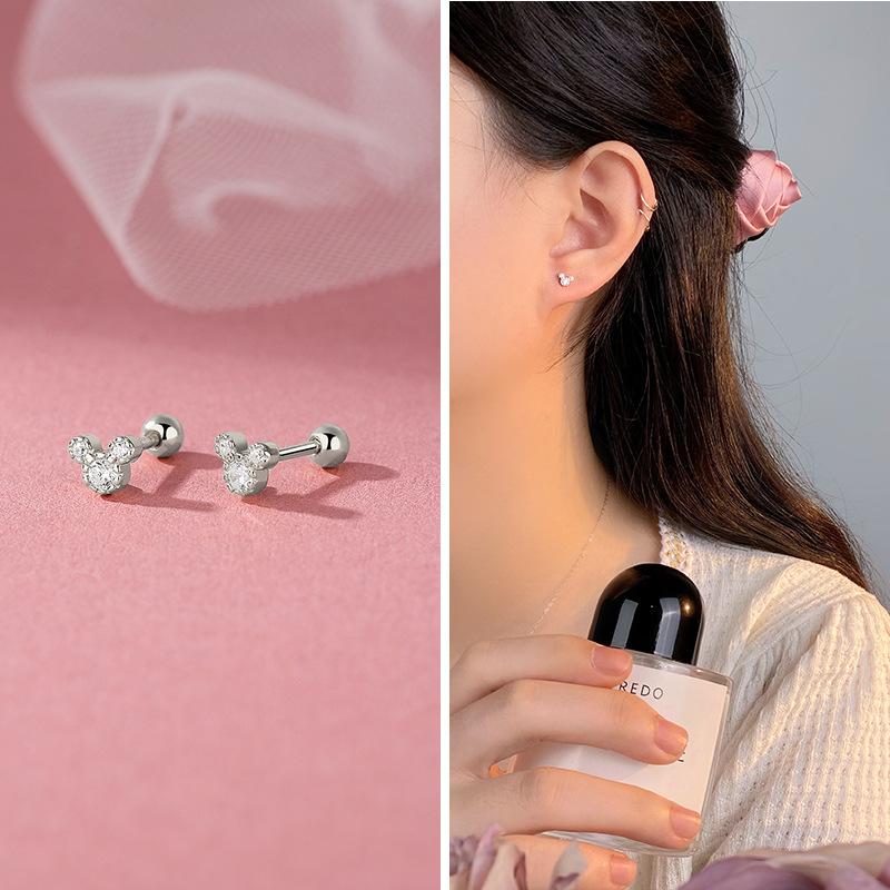 Innocent Love Flower Mickey Screw Earrings for Women Don't Need To Pick Cute Butterfly Earrings When Sleeping