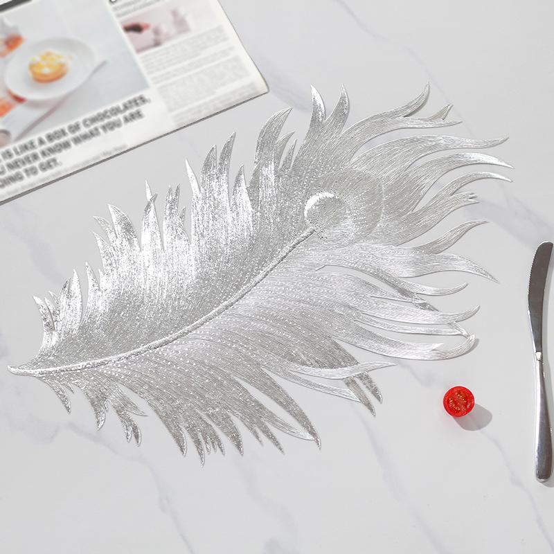 1PC Daily Decoration Light Luxury Table Mats Home Imitation Feather Texture Pattern Retro Insulation Dining Table Mat Hotel