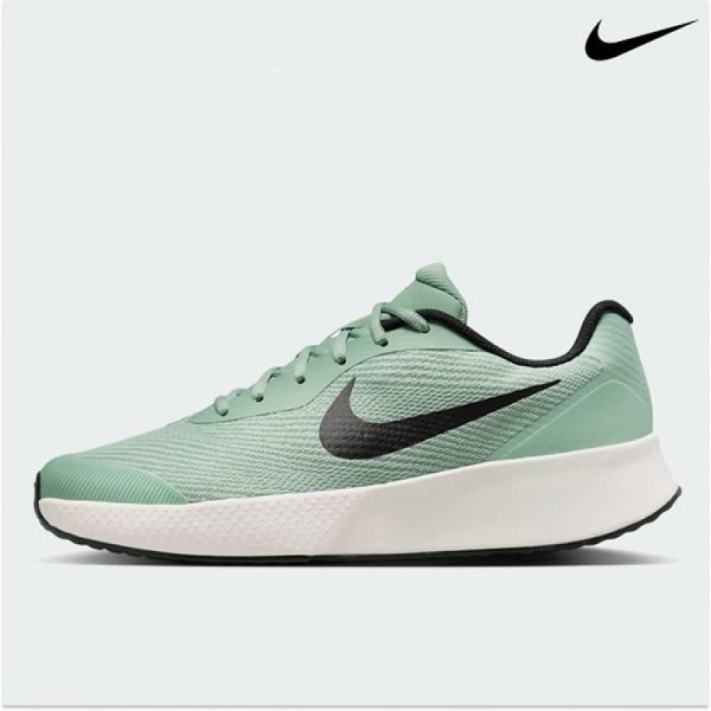

Nike Men S tenniS ShoeS Vapor Lite 3 250