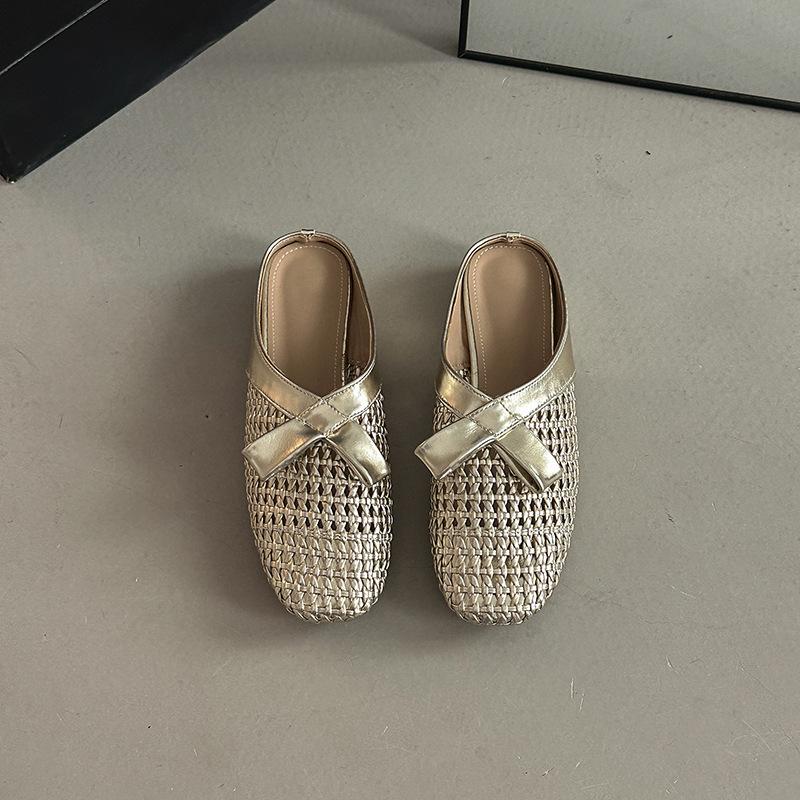 Retro style woven thick heel bag head cool slippers women's summer design French fashion bow muller shoes half slippers
