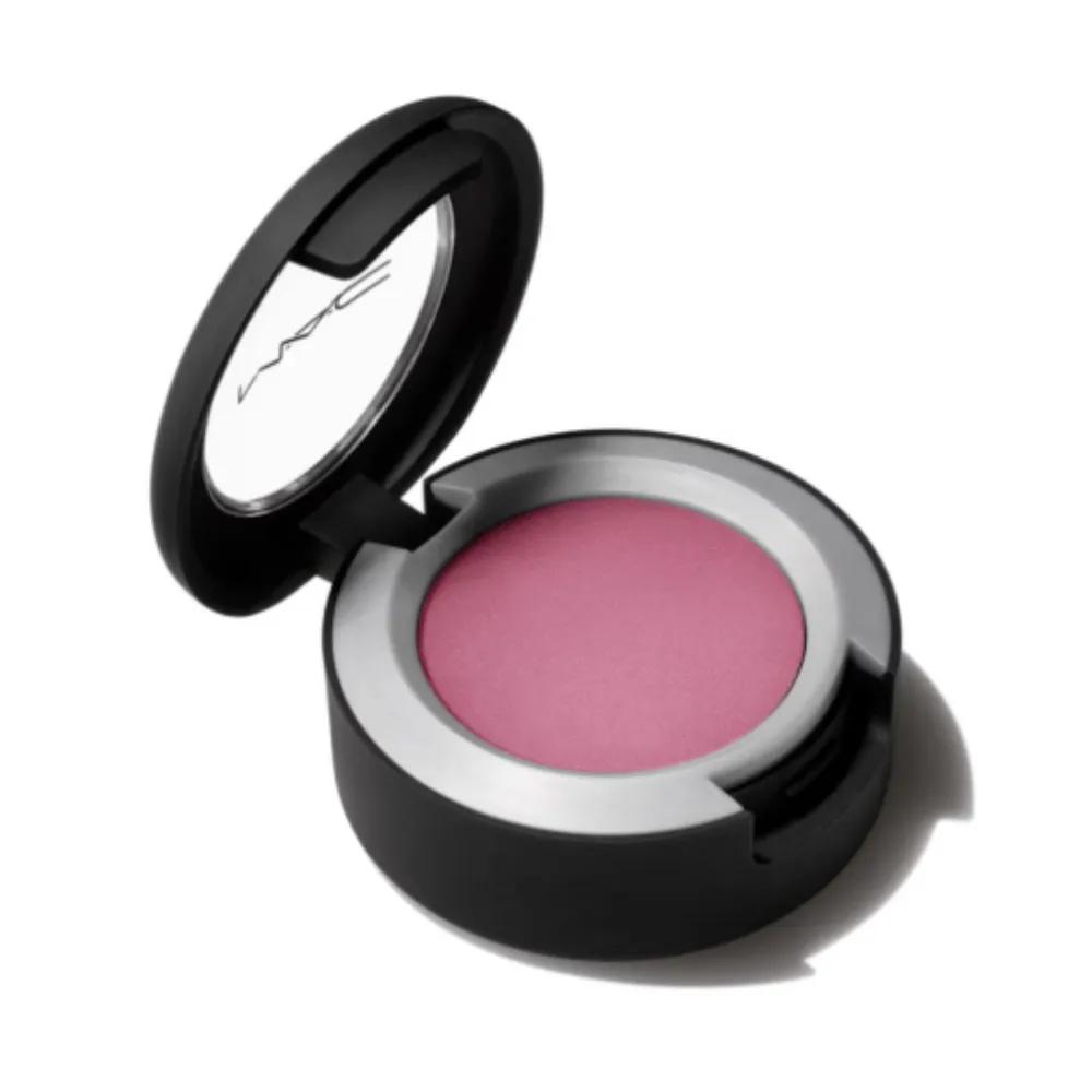 MAC Ripened Powder Kiss Eyeshadow Girlfriend Birthday