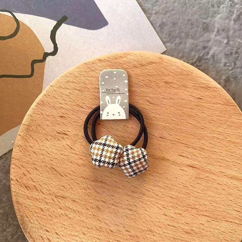 

2 шт. Бархатные резинки для волос с сердечками, клеткой и звездочками на пуговицах, эластичные, резиновые, для хвоста, скранчи, аксессуары