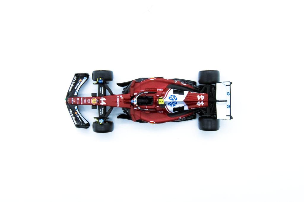 Bburago 2025 Model F1 Scuderia Ferrari Lewis Hamilton 2025 Seasonal Car Race Sports Car Miniature Diecast Car Finished Product 1/43 #44 / 18-36853