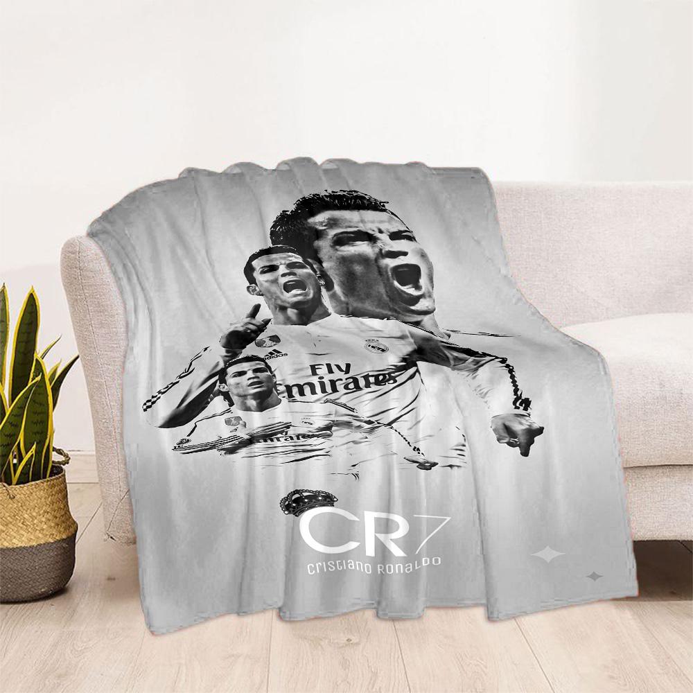 Ronaldo Juventus Action Blanket Soft & Cozy Suitable for Picnics Livingroom Office Chair All-Season Use Modern Style