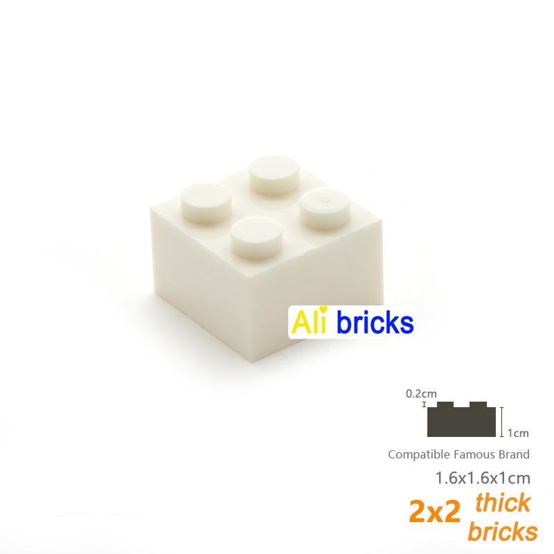 20pcs/lot DIY Blocks Building Bricks Thick 2X2 Educational Assemblage Construction Toys for Children Compatible With Brand