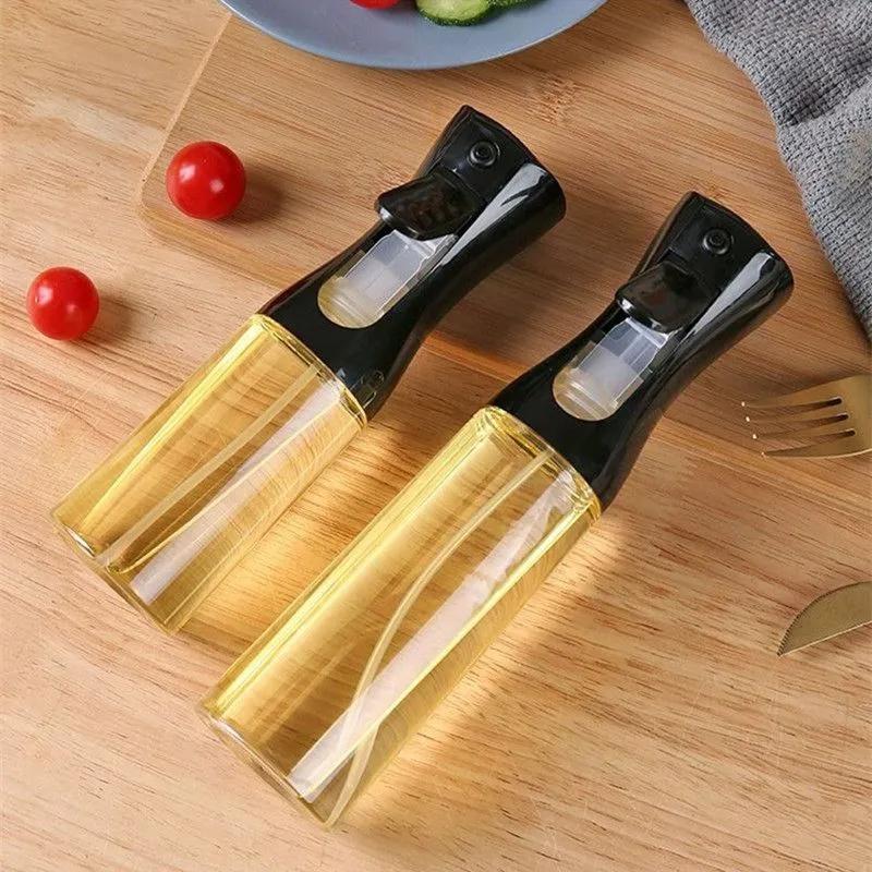 Outdoor BBQ Spray Bottle, Household Kitchen Fryer Atomizing Thickened Oil Can, Oil Plastic Refill Bottle.