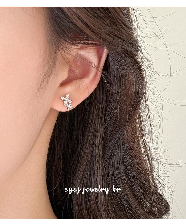 Cuiyan S925 Silver Asymmetrical Flower Stud Earrings - Korean & Chinese Style Trend for Women