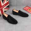 Fashion Personalized Foot Set Loafers Willow Spikes Men's Studded Leather Shoes Korean Hair Stylist Bean Shoes Handmade Dress Shoes A8
