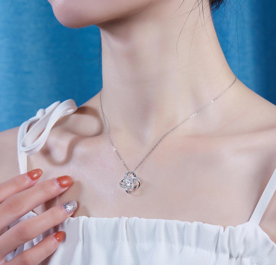 S925 Silver Women's Necklace Moissanite Round Pendant Fashionable Cross Chain Daily Hot-Selling Gift Source