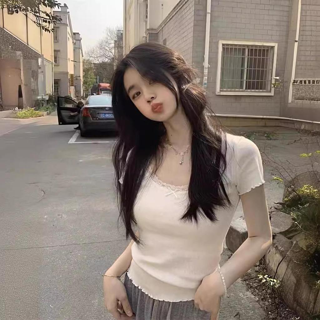 White Lace Short-Sleeve Summer T-Shirt for Girls - Slimming, Casual, and Fashionable