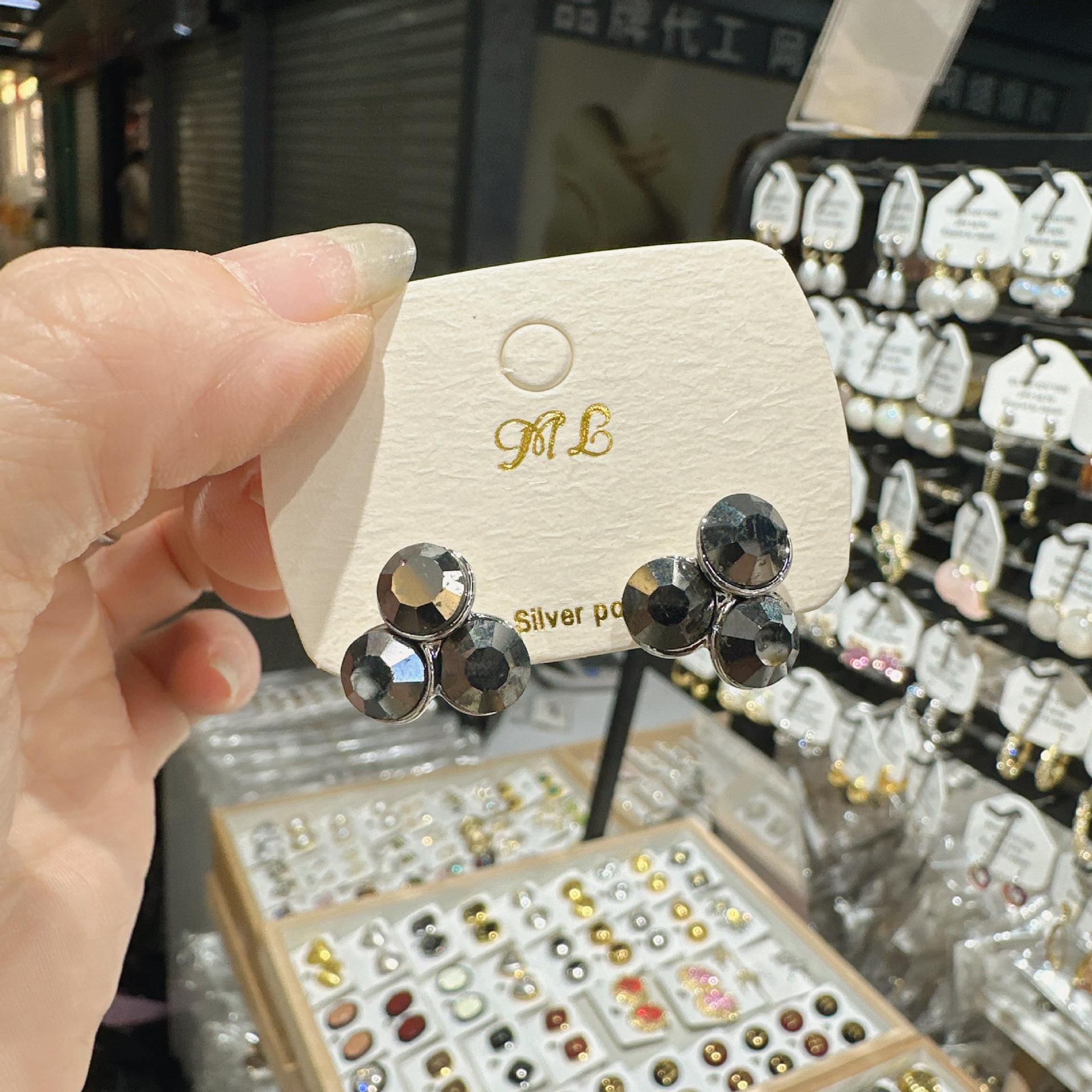 

1Pair Square Oval Rhinestone Geometric Stud Earrings For Women Medieval Vintage Light Luxury Simple Jewelry