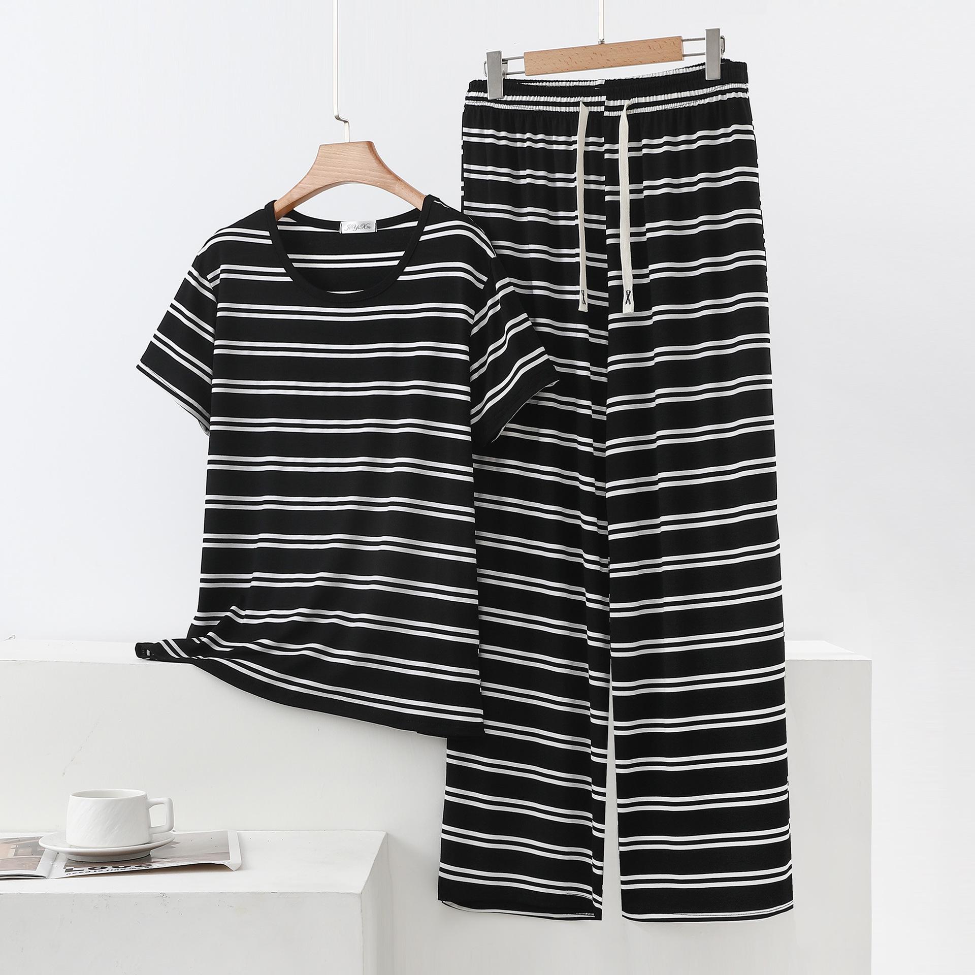 

Retro Black & White Striped T-Shirt and Wide-Leg Shorts with Drawstring Waist - Summer Modal Set 2XL