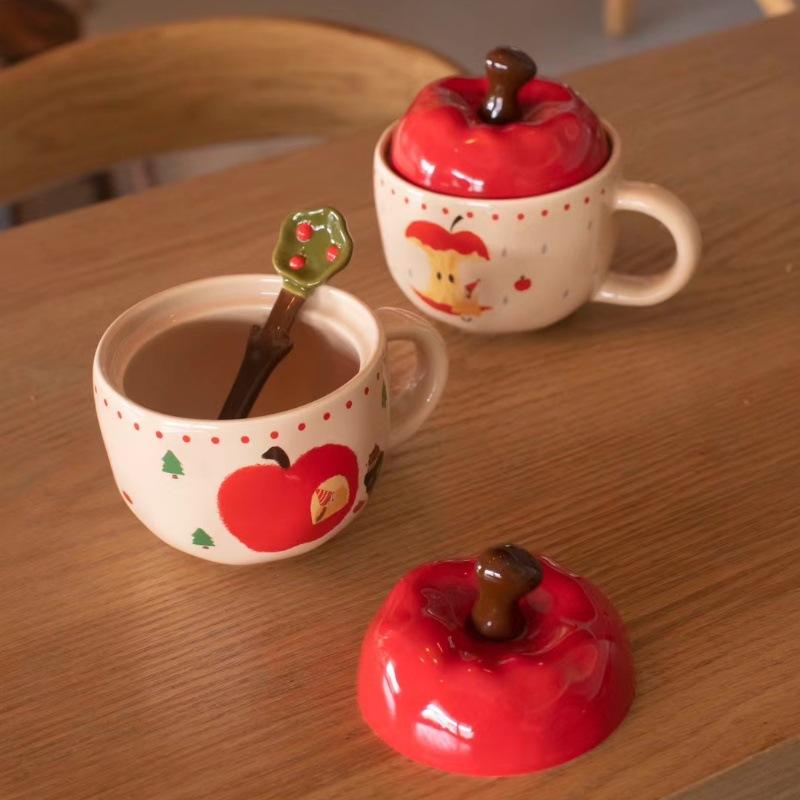 400ml Kreativer Apfelbecher mit Deckel Löffel Keramik Wasserbecher Zuhause Frühstück Milch Haferflockenbecher Paar Wasserbecher Heiligabend Geschenke