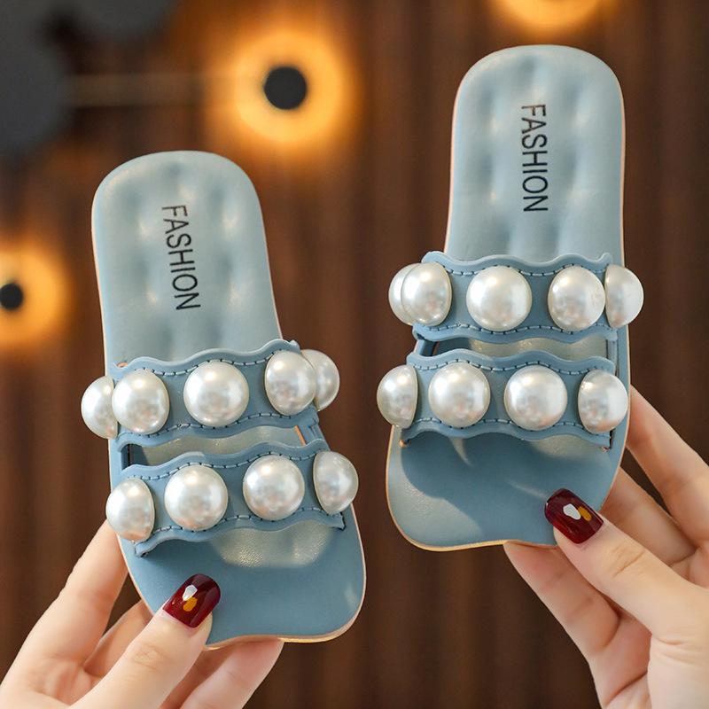 

Летние тапочки для девочек, семейная парная обувь, пляжная обувь 2024 года, совершенно новые детские шлепанцы с жемчугом, бисер, принцесса, мама-дочь 24-25 синий