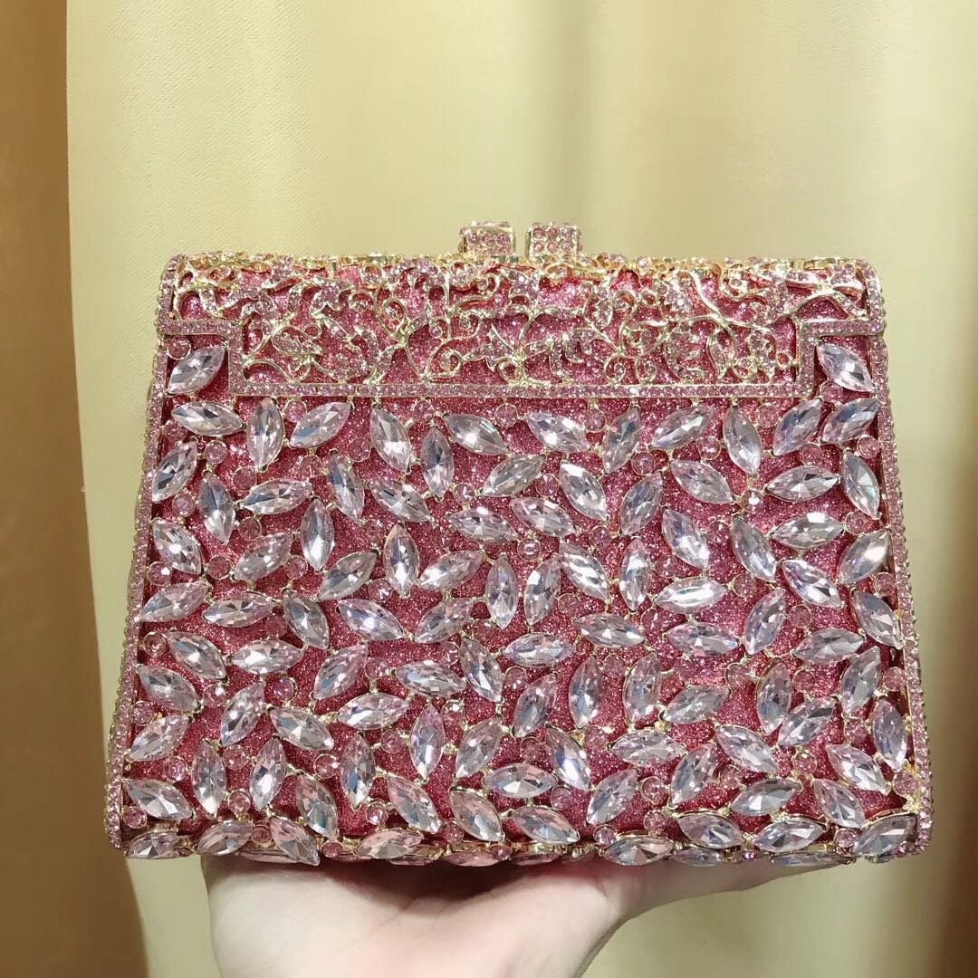 

Crystal Evening Women Clutches Bags WHTUOHENG Big White Rhinestone Ladies Diamond Crystal Purses Luxury Party Prom Handbags Bags 18cmX12cmX7cm