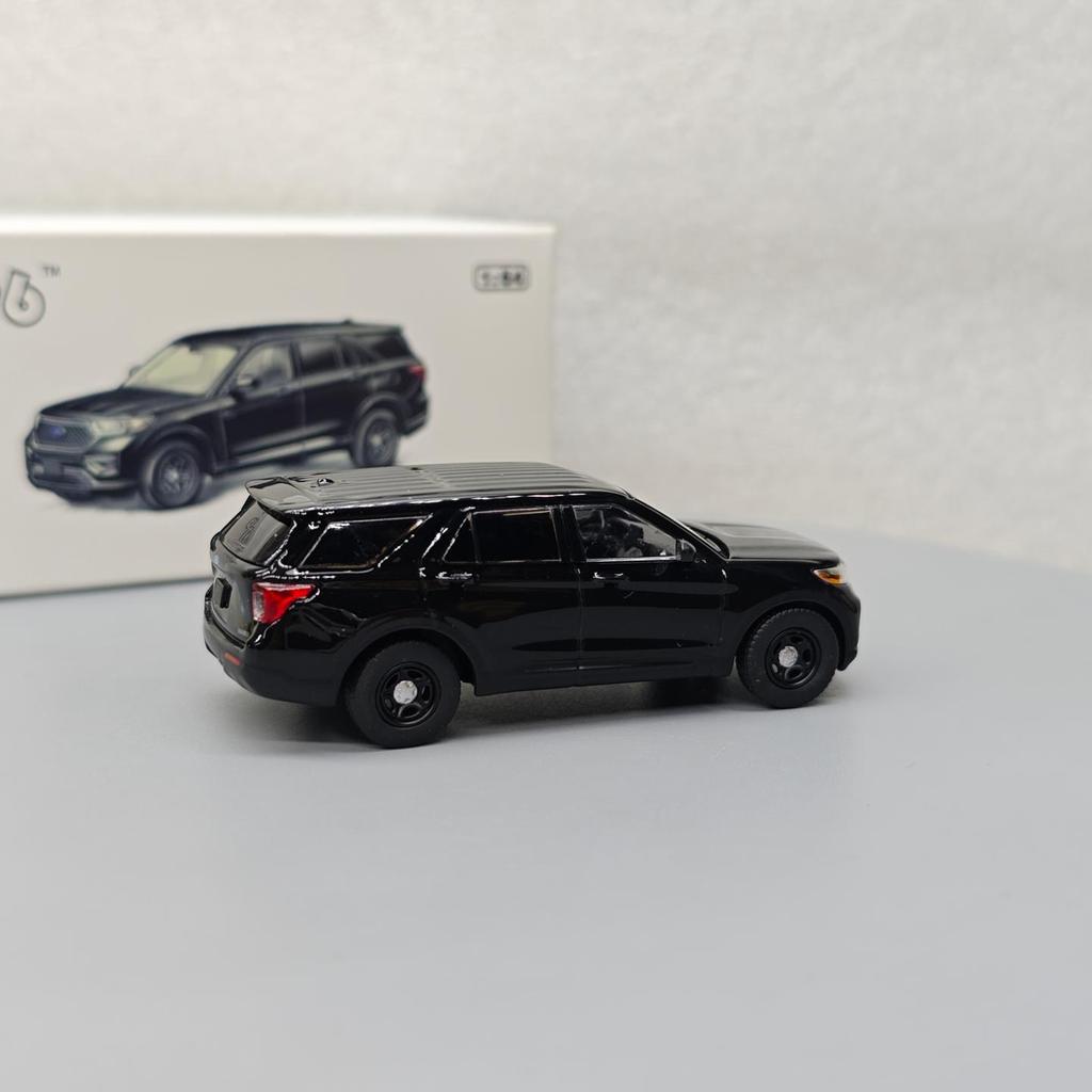 1:64 Explorer SUV Simulation Alloy Mini Car Model Hobby of Collecting Toys Gifts