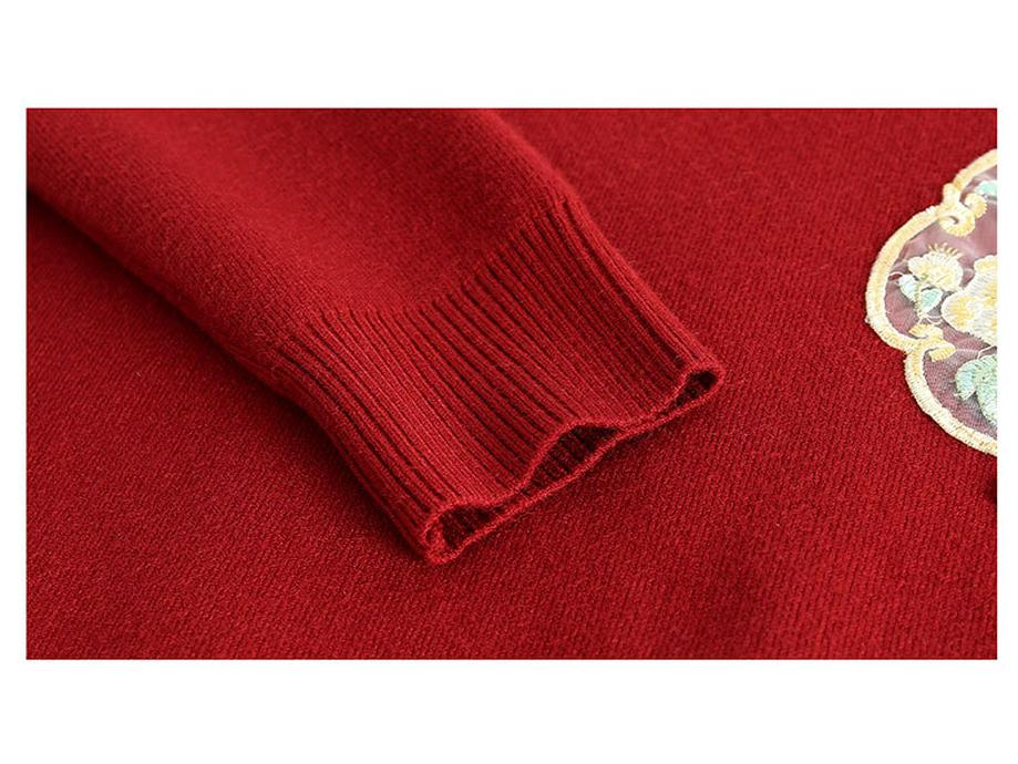 2024 Women's Plus Size Fleece-Lined Sweater for Autumn/Winter - Thick One-Piece Base Layer for Middle-Aged & Elderly Moms