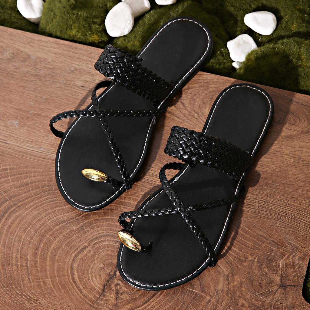 Fashion Gold Clip Toe Sandals Women 2026 Summer Flat Heels Beach Flip Flops Woman Plus Size 43 Lightweight Outdoor Slippers