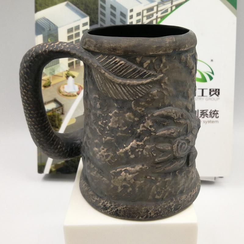 Ceramiczny Niemiecki Kufel do Piwa Gra Kreskówkowa i Periferyjny Kufel Wzór Smoka Kieliszek do Wina Czerwonego Piwo Duży Bar Eksport