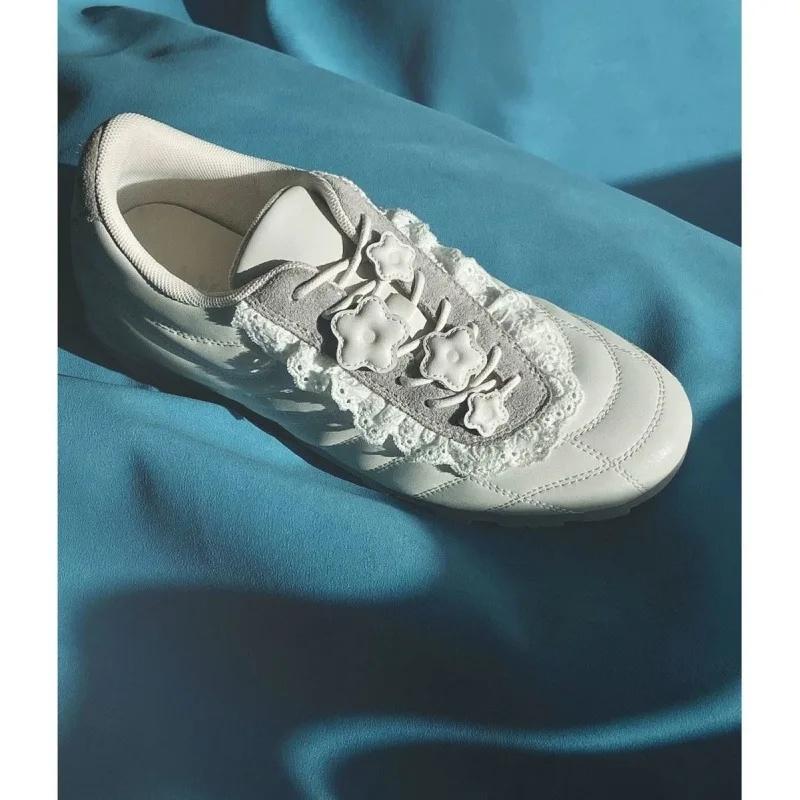 

Women s Flat Bottom Deqin Shoes Leather Version Sporty Lace-Up Board Shoes Rubber Sole High Top Adult Footwear 40 белый