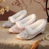 Sapatos Scarpin de Inverno para Mulheres Antiderrapantes Bico Redondo Salto Bloco Grosso Sapatos de Caminhada com Forro de Pele Sintética Sapatos Mocassins de Salto Baixo Bordados Quentes para Mulheres