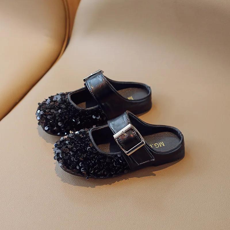 

Children s Sandals and Slippers Glitter Soft Soled Non-Slip Children s Shoes Girls Indoor Family Shoes Boys Sandals Insole 22.7cm чёрный